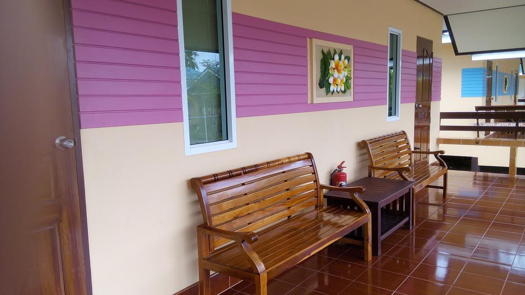 Sangtong Beach Resort Laem Sing Eksteriør bilde