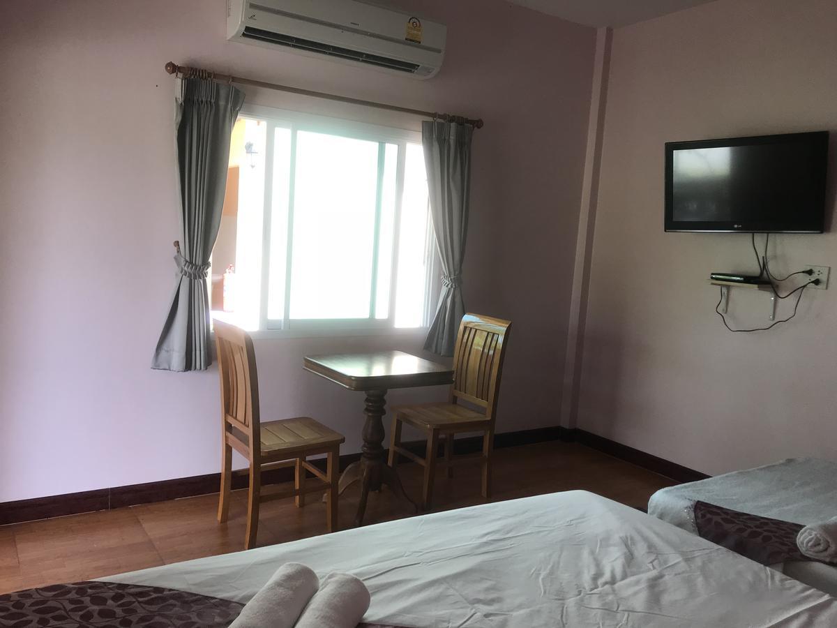 Sangtong Beach Resort Laem Sing Eksteriør bilde
