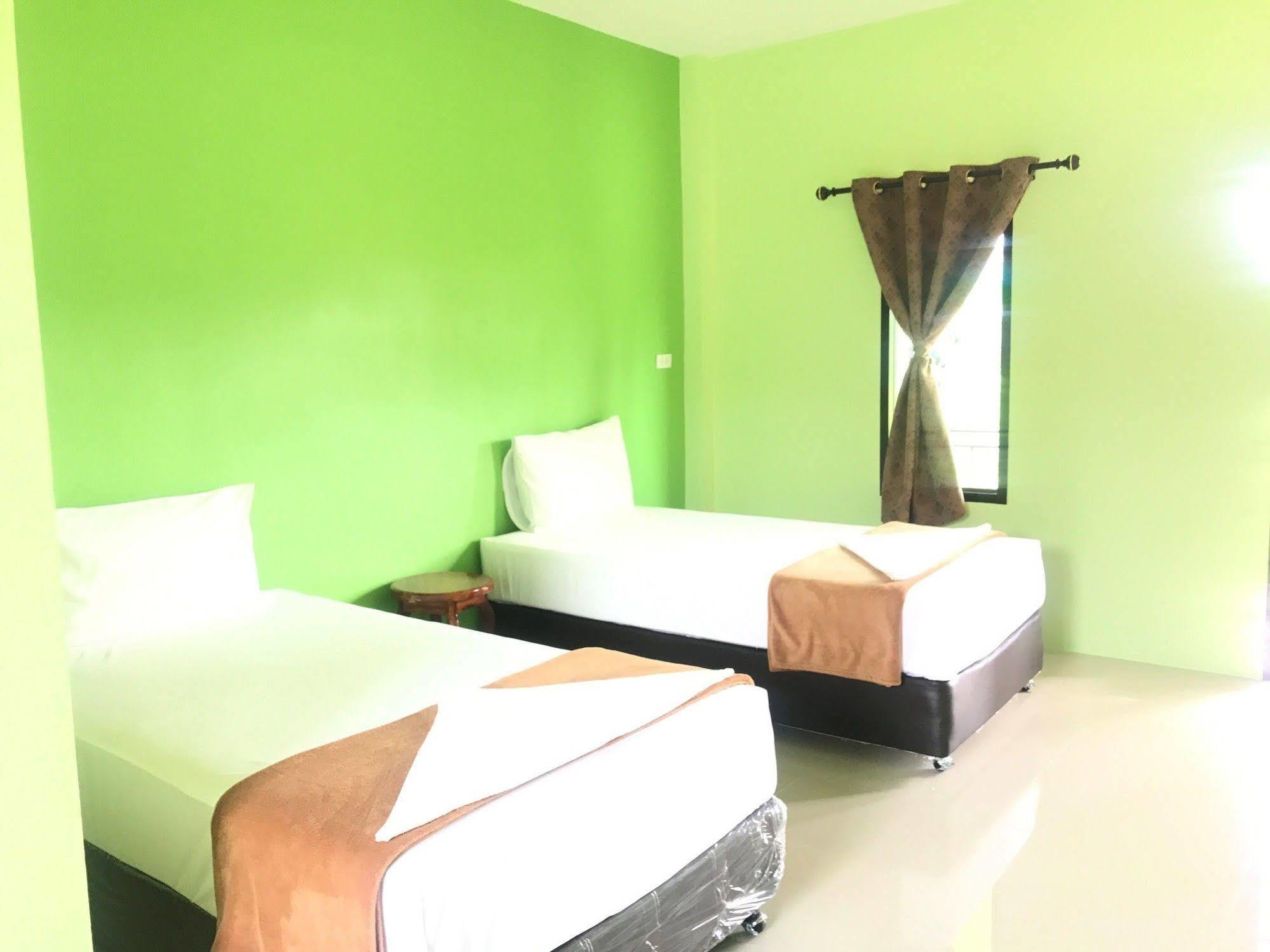 Sangtong Beach Resort Laem Sing Eksteriør bilde