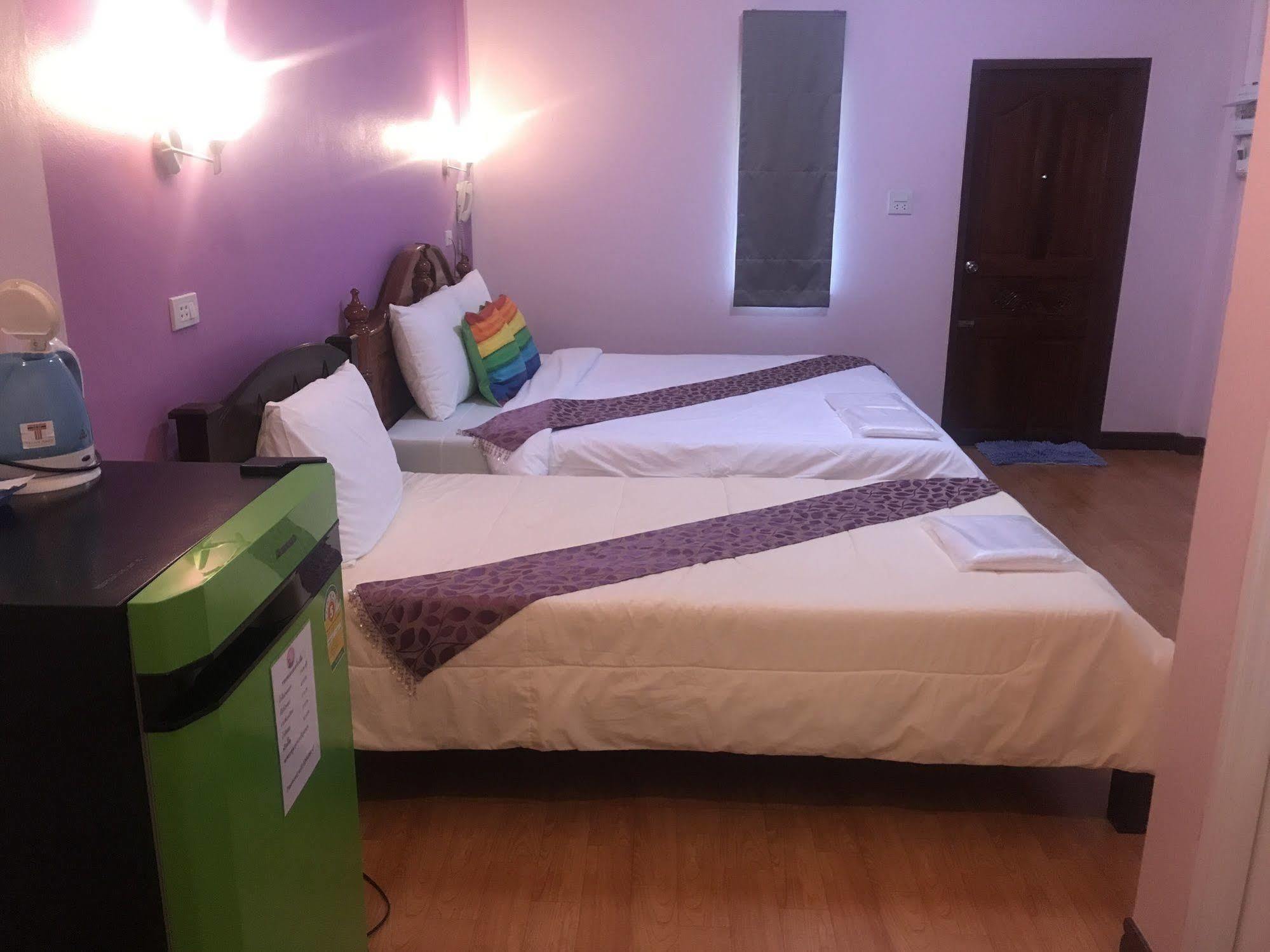 Sangtong Beach Resort Laem Sing Eksteriør bilde